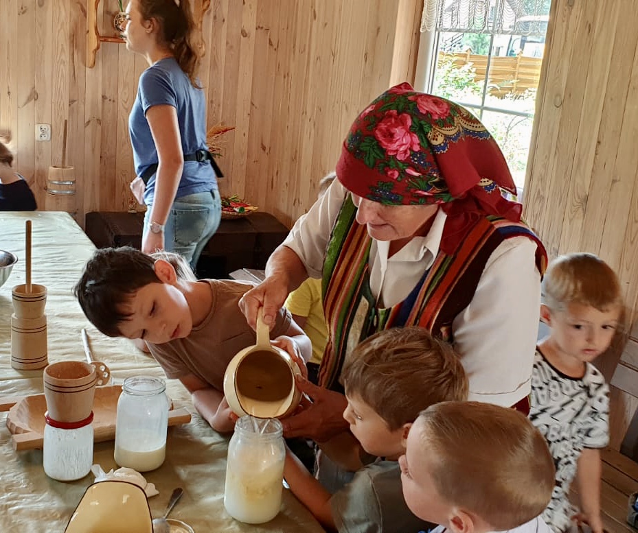 Gospodarstwo Agroturystyczne Dolina Bobrów Warsztaty mleko i jego przetwory w Gospodarstwie Agroturystycznym Dolina Bobrów